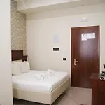 Hotel Monti 66 2*