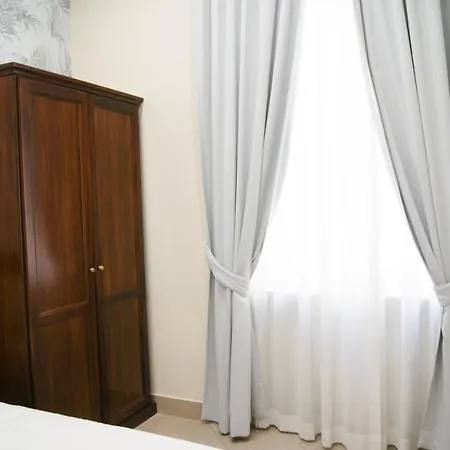 Hotel Monti 66 2*