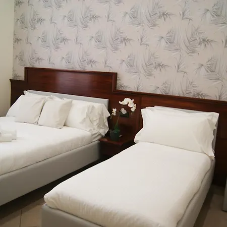 Monti 66 ホテル ローマ