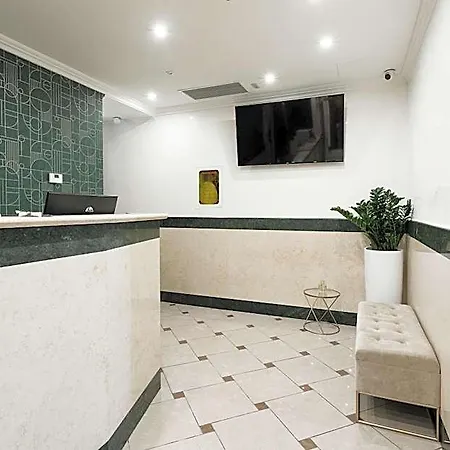 Monti 66 Hotel 2*
