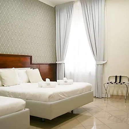 Monti 66 Hotel 2*