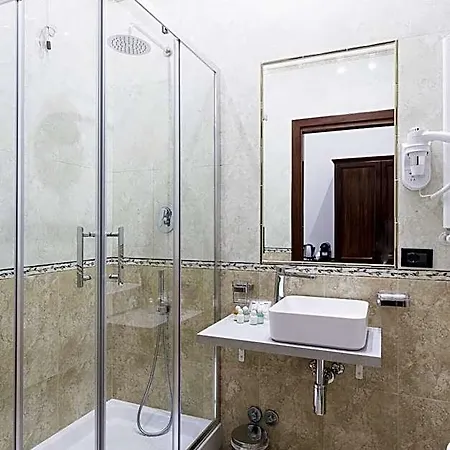 Hotel Monti 66 2*