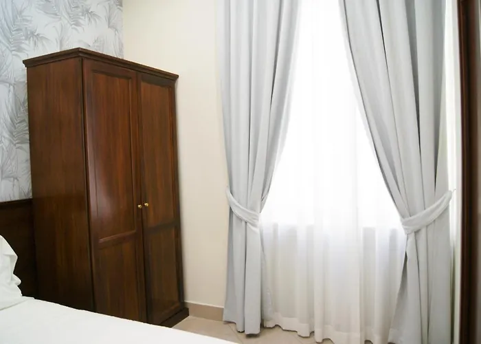 Hotel Monti 66 2*